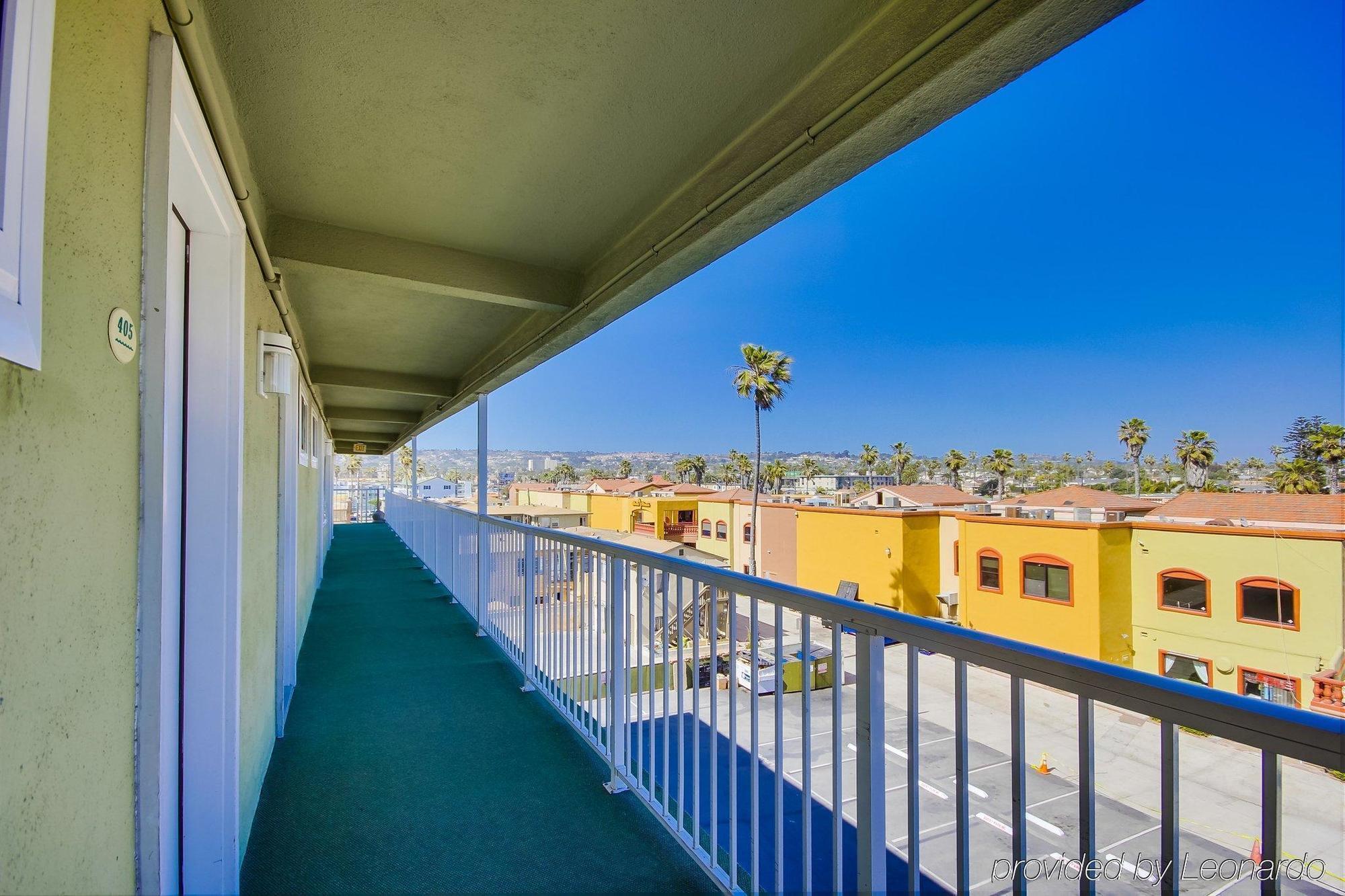 Surfer Beach Hotel San Diego Exterior photo