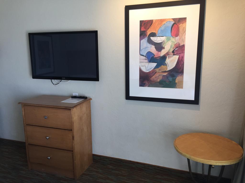 Surfer Beach Hotel San Diego Exterior photo