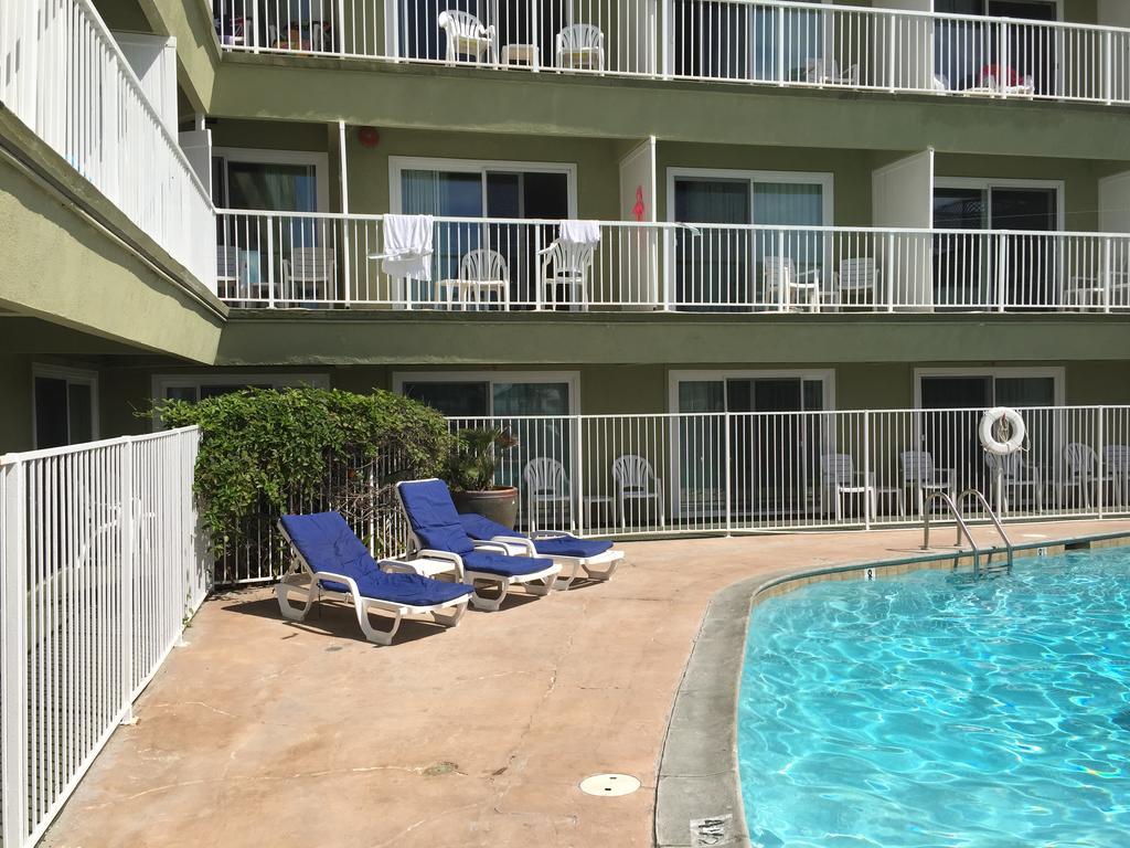 Surfer Beach Hotel San Diego Exterior photo
